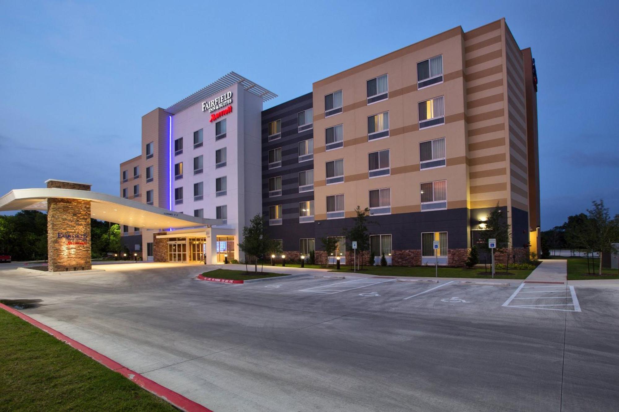 Fairfield Inn & Suites By Marriott Austin San Marcos Exterior photo